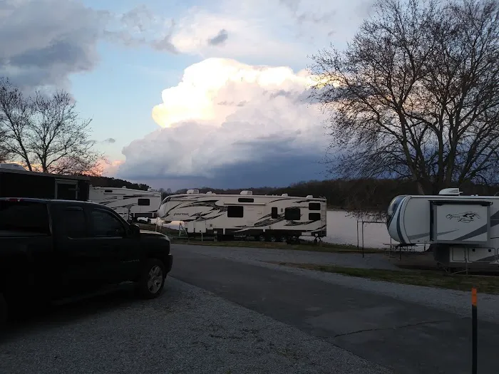 Lotterdale Cove Picture 8