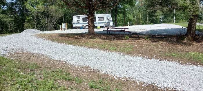 S&S RV park Picture 4