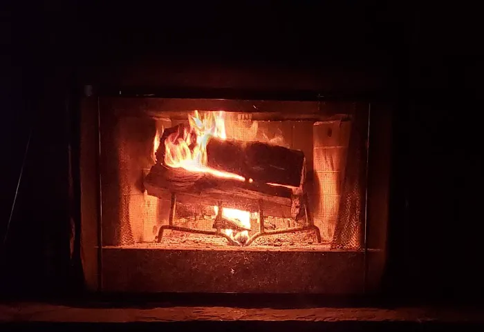 Brently honeymoon Cabins Picture 5