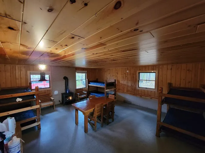 Devoe Lake Cabin Picture 4
