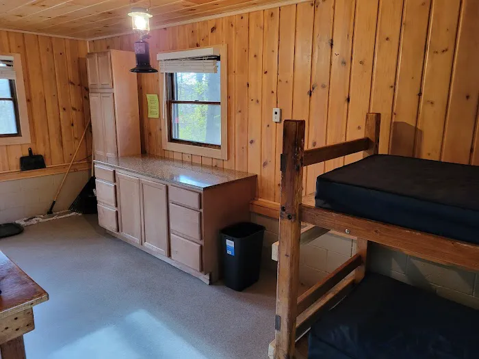Devoe Lake Cabin Picture 7