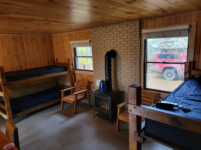 Devoe Lake Cabin Picture 8