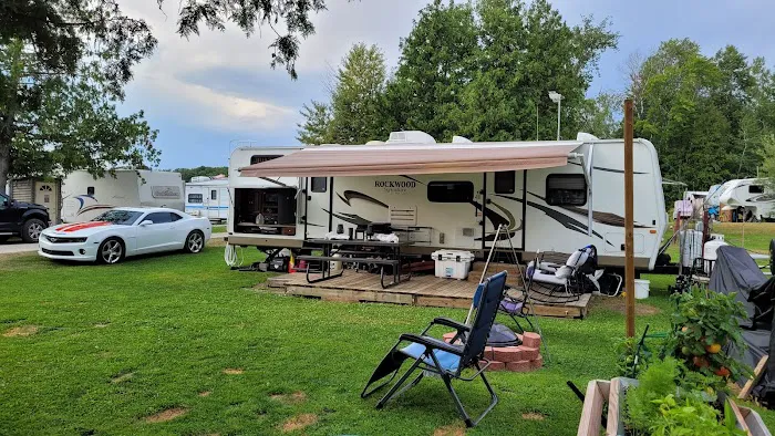 Bloomfield Landing Picture 2