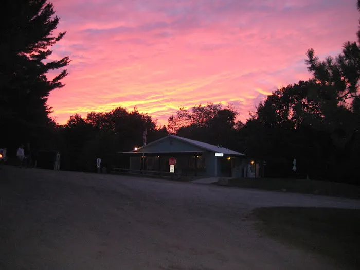 Holiday Camping Resort Picture 3