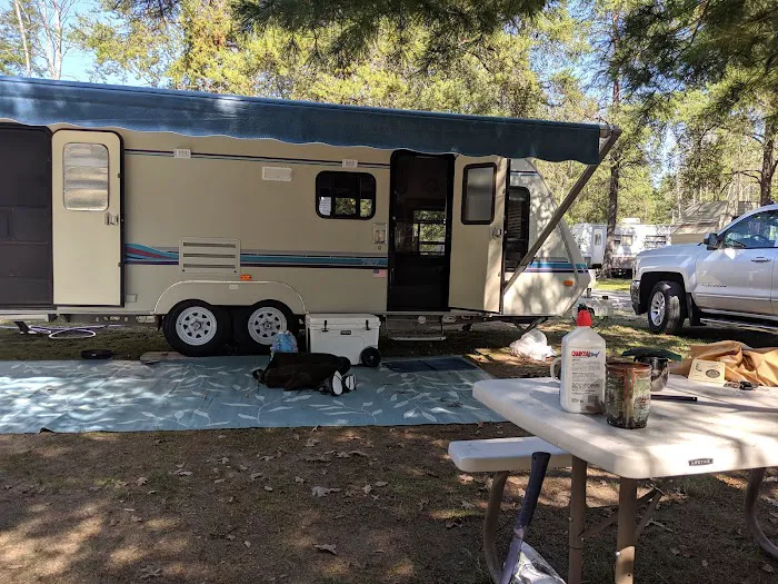 Whispering Oaks Campground Picture 4
