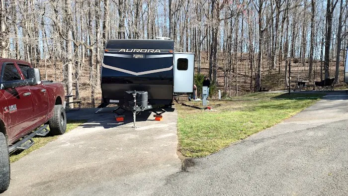 Dale Hollow State Park Campground Picture 10