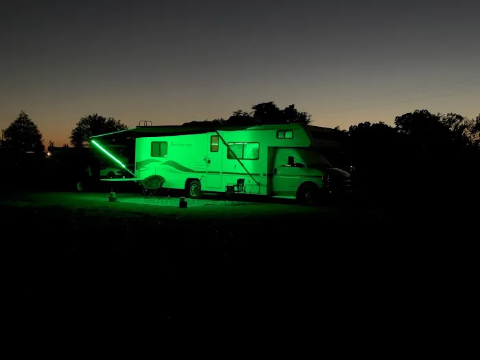 Park Paradise RV Campground Picture 6