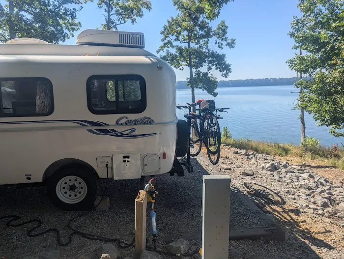 Bailey's Point Campground Picture 6