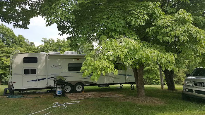 Walnut Creek Campground (Private) Picture 6