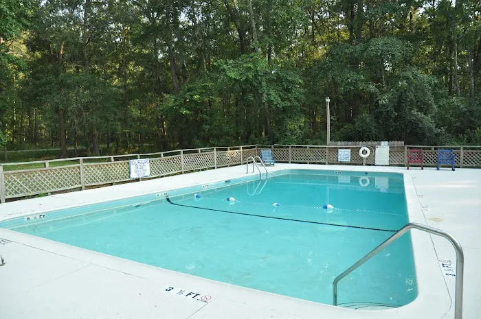 Thousand Trails Oaks at Point South Picture 6