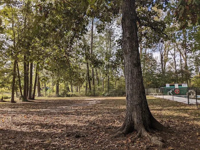 Thousand Trails Oaks at Point South Picture 9