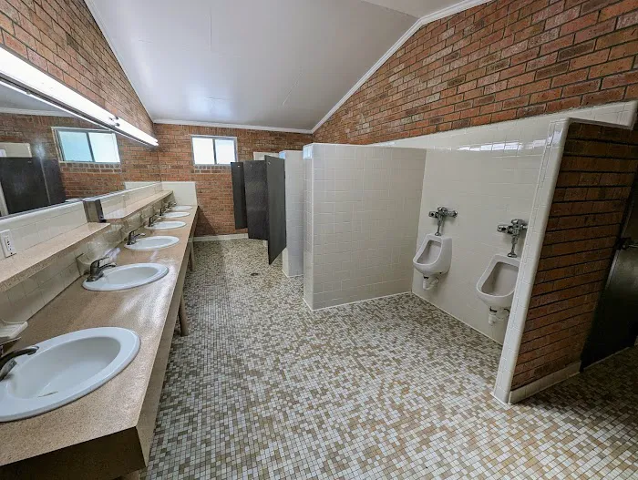 Oak Plantation Camp Ground Picture 2