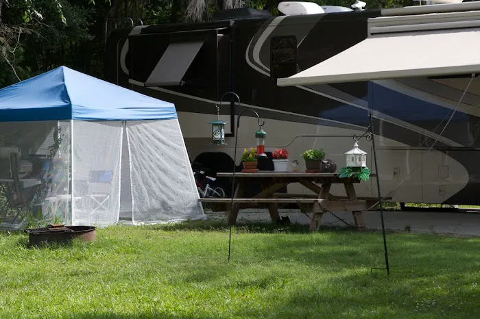 Campground at James Island County Park Picture 7