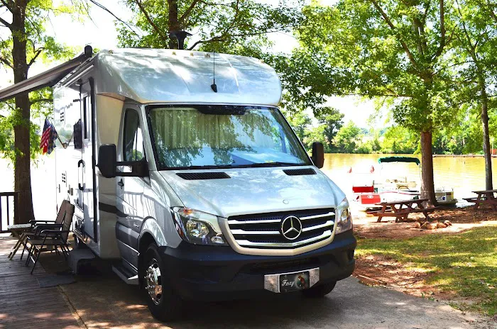 Lake Oconee / Greensboro KOA Holiday Picture 6