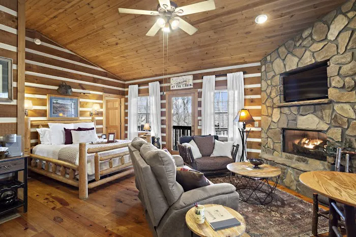 Sweet Retreat Cabin Picture 5