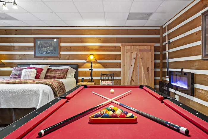 Sweet Retreat Cabin Picture 4