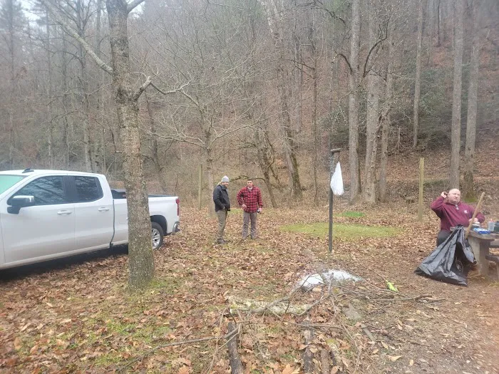 Bristol Fields Horse Camp Picture 7
