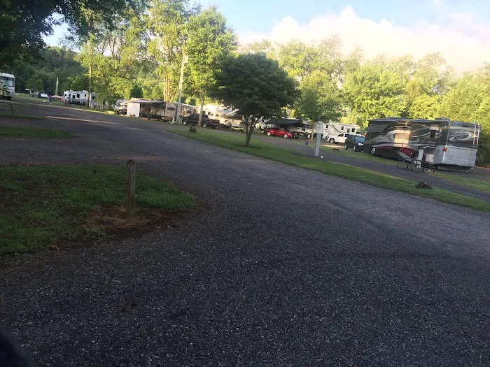 River Bend Campground Picture 9