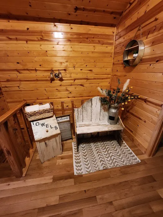 Cozy Hiawassee Cabin with Firepit Picture 6