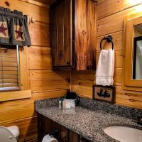 Mountain Riders Riverfront Camping ico