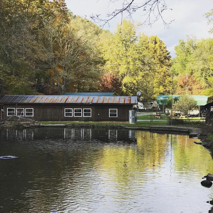 Tumbling Waters Campground and Trout Pond Picture 3