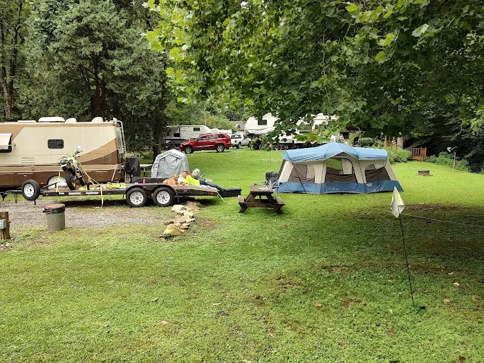 Tumbling Waters Campground and Trout Pond Picture 9