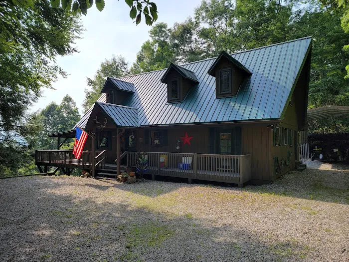 Majestic Mountain Getaway Picture 2