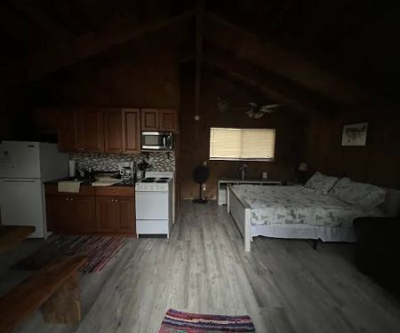 Azalea Pines Bungalow