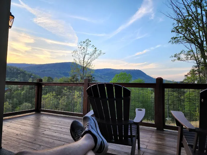 Moonlit Lodge Picture 8