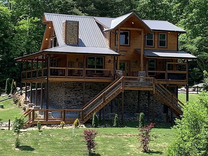 Sully's Big Bear Lodge Picture 3