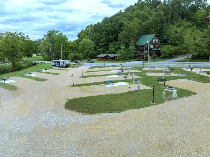 Appalachian Springs Outdoor Resort Picture 4