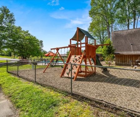 Mountaineer Campground