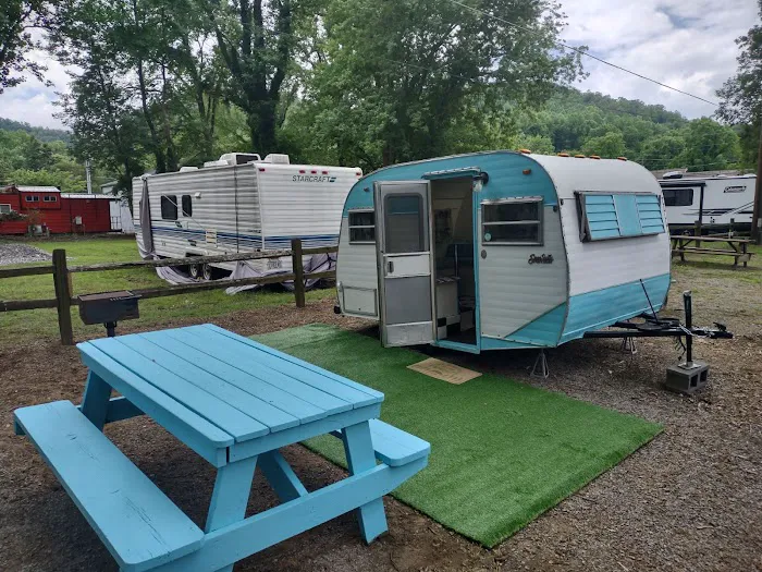 Mountaineer Campground Picture 4