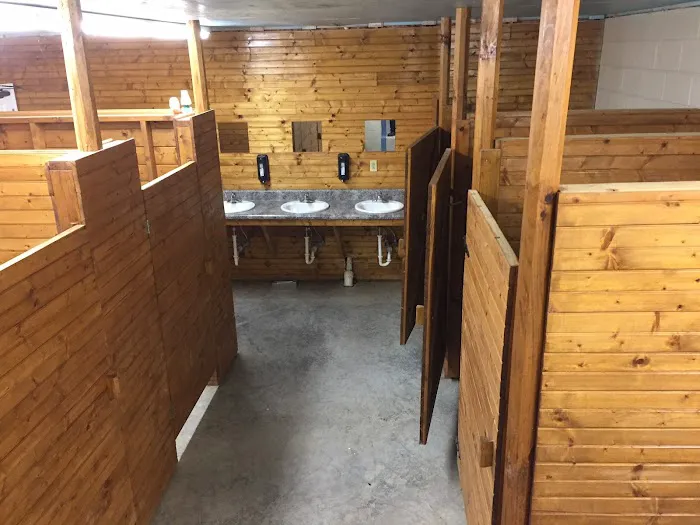 Hidden Lake Campground & Resort Picture 3