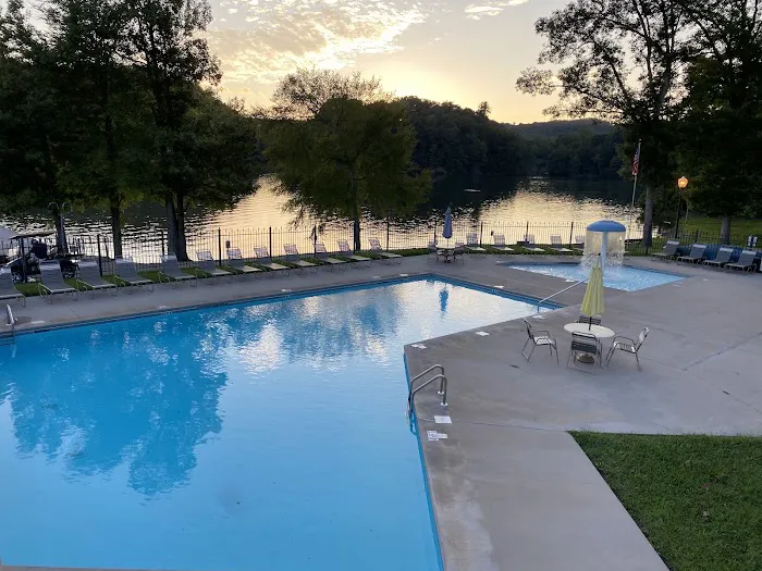 Caney Creek RV Resort Picture 2