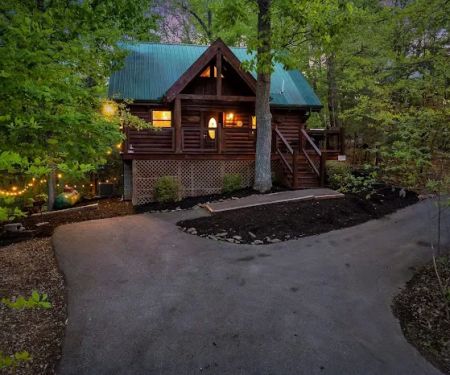 Mountainside Memories Cabin