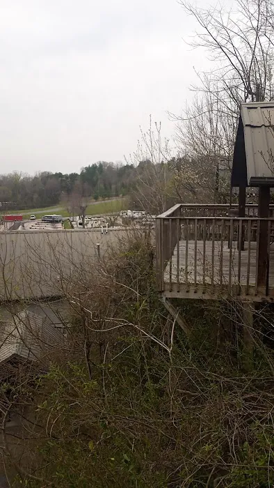 Rivers Edge Campground Picture 9