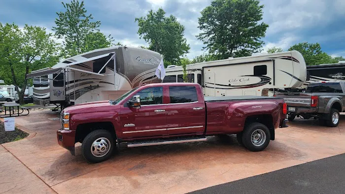 Rivers Edge Campground Picture 10