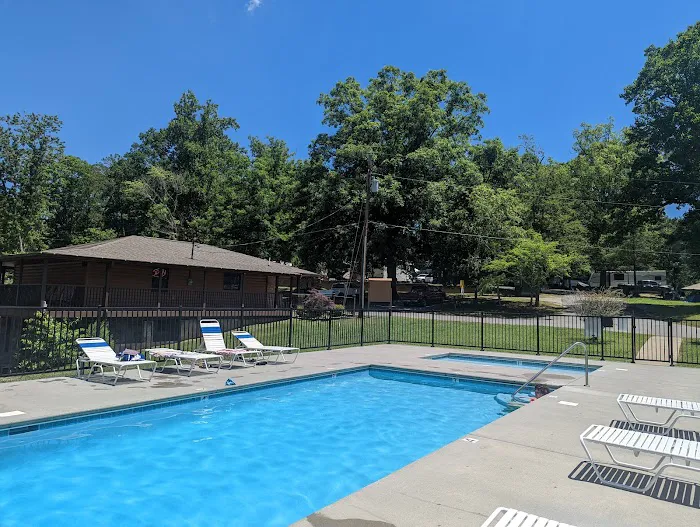 Gateway RV Campground Picture 3