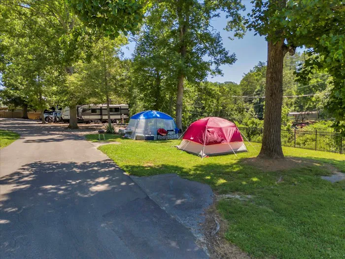 Gateway RV Campground Picture 5