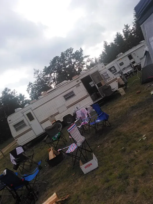 River Park Campground Picture 3