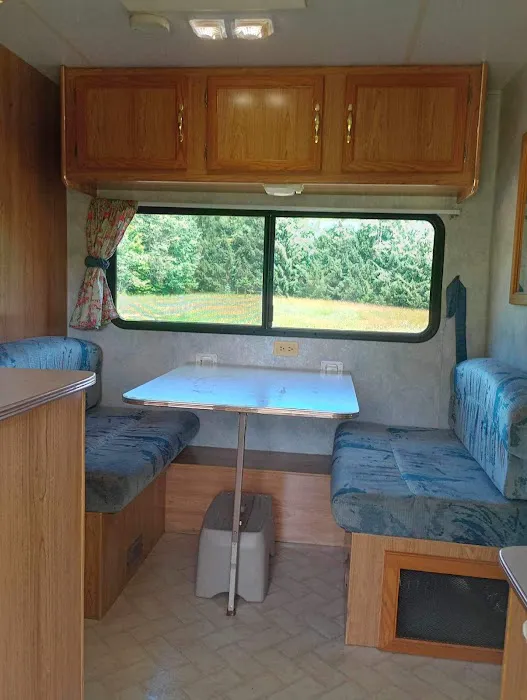 Ray's UpNorth Hideaway campground Picture 5