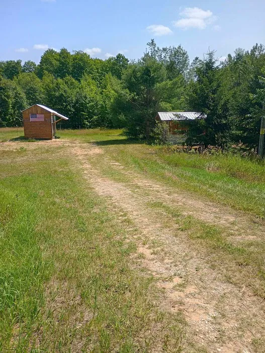 Ray's UpNorth Hideaway campground Picture 3