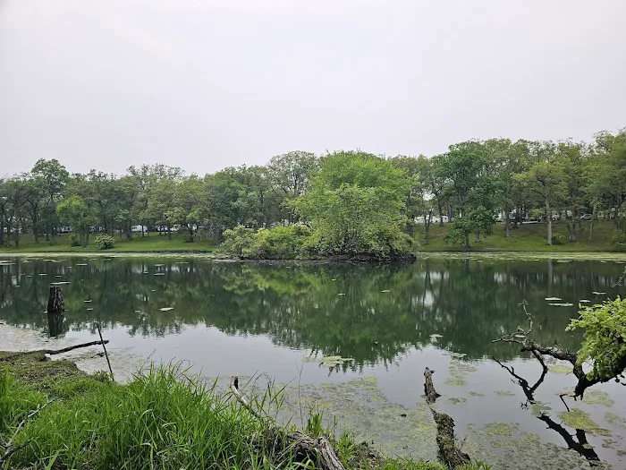 Emerald Trails Campgrounds Picture 3