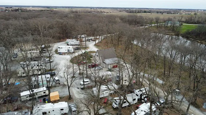 Emerald Trails Campgrounds Picture 2