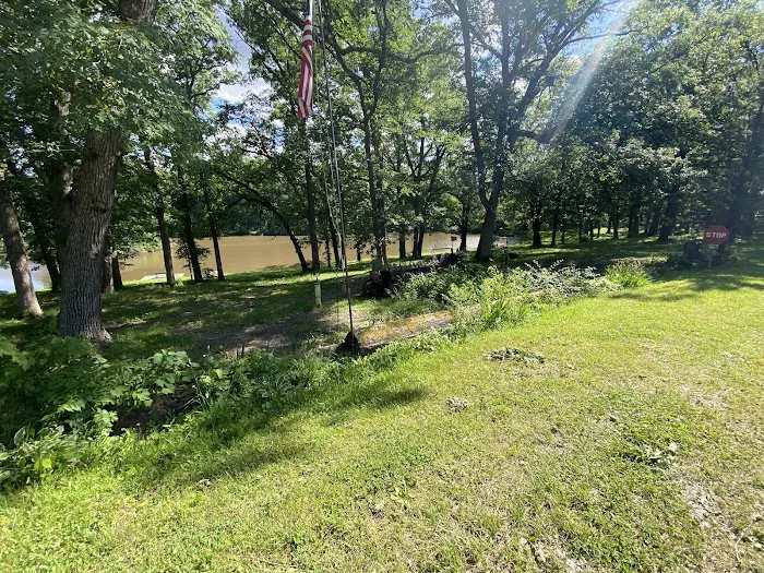 Emerald Trails Campgrounds Picture 1