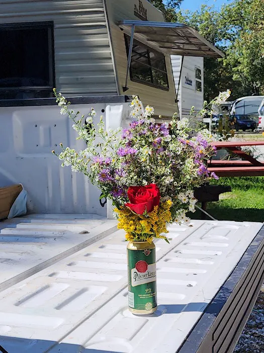 Emerald Trails Campgrounds Picture 10