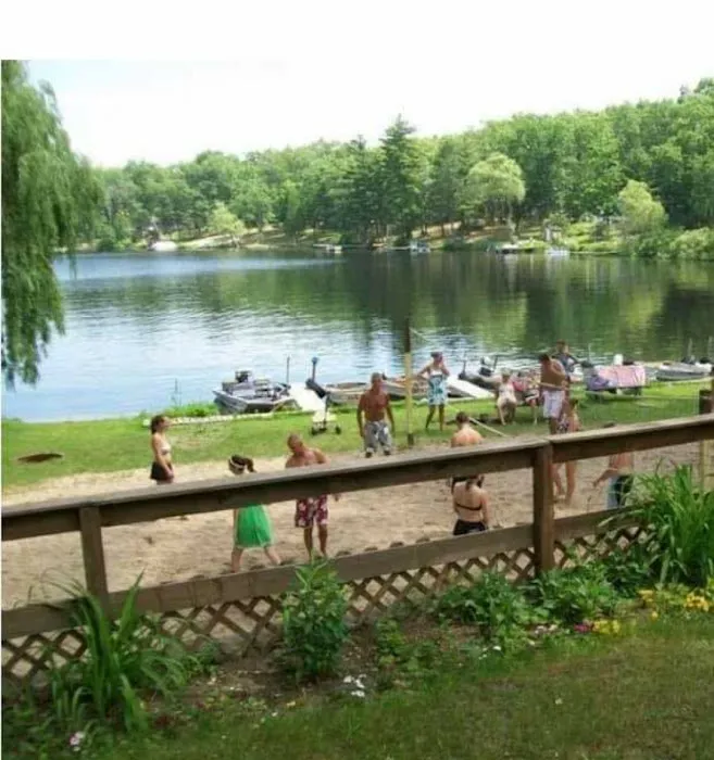 Bell's Bay Cabins Picture 5