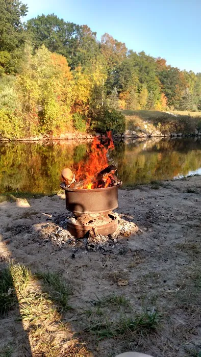 Henry's Landing Campground & Canoe Rental Picture 10