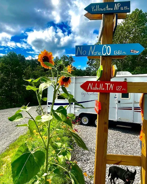 Legends on Wolf River RV Park/ Bait & Tackle store Picture 2